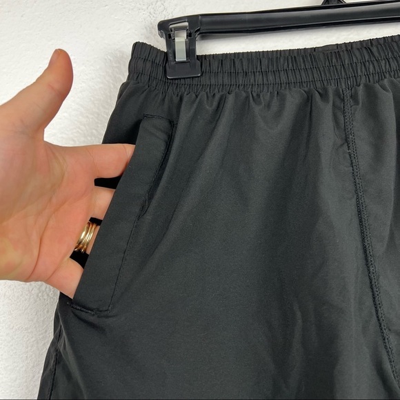 BARRY’S BOOTCAMP Athletic Shorts with Liner Shorts, Black, 6” Inseam, Size Small - Picture 3 of 9